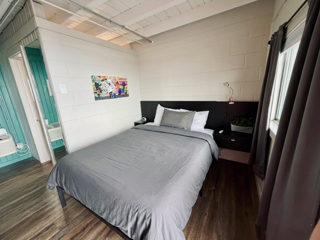 The Artist's Studio — themed room at The Cedar